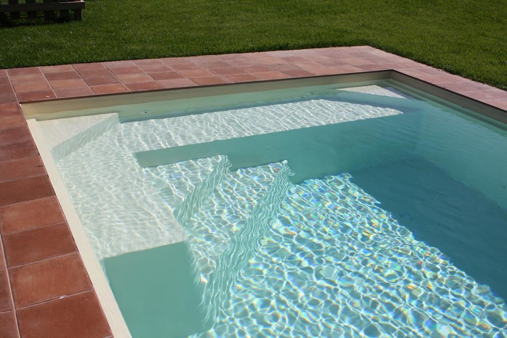 Piscine IRIS – 8.25 x 4.00 m